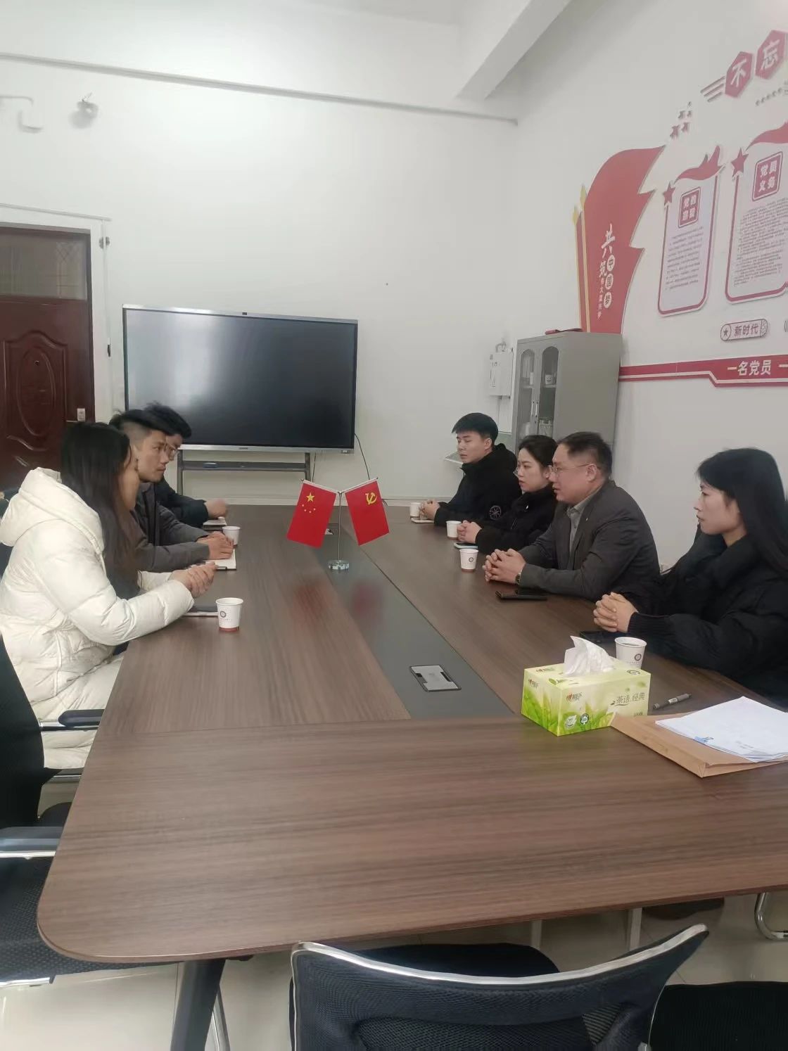 资源开发及地方铁路的投资建设和运营管