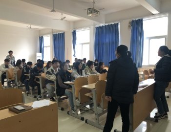 主要包括教室及教室设备的维修维护问题
