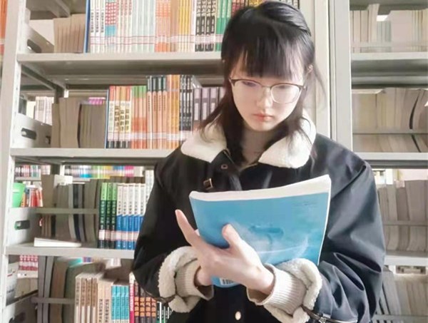 通知公告 MORE >